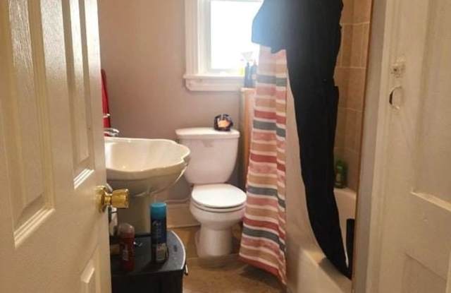 4043 SPRING GARDEN STREET