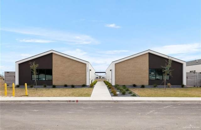 Photo of 2609 Woodpecker