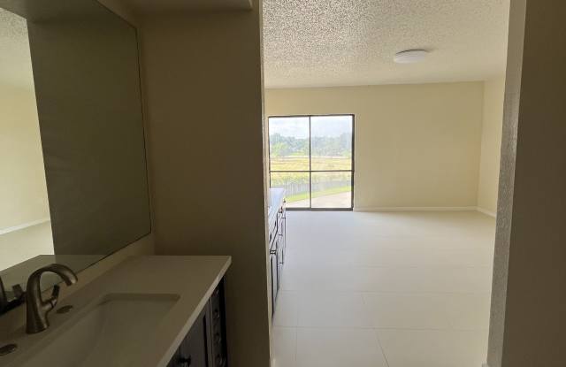 Photo of 2705-2715 Cherry Road, Memphis , Tennessee, 38111 - 1408