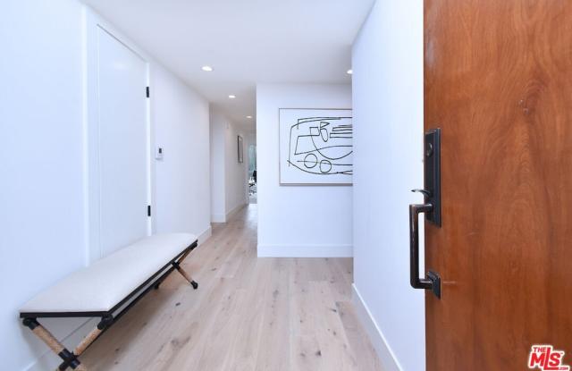 11640 Woodbridge St unit: 304