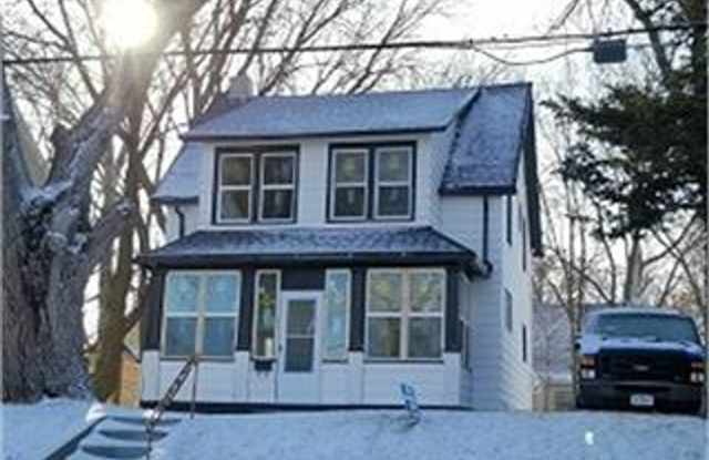 Photo of LEASE TO OWN $1800 MO