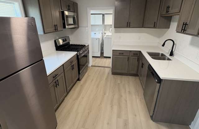 Photo of 1317 Michigan St