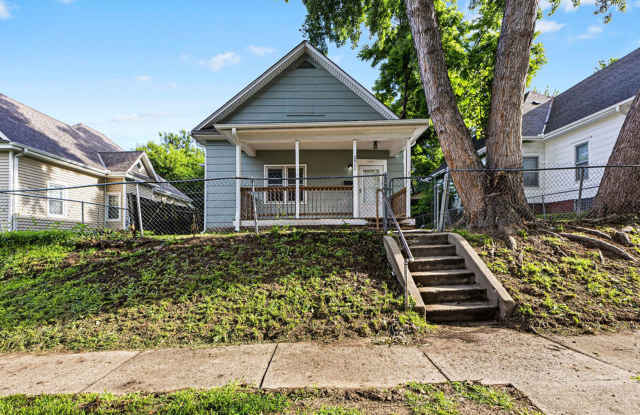 Remodeled 2-Bedroom Home in Saint Joseph with Off-Street Alley Parking