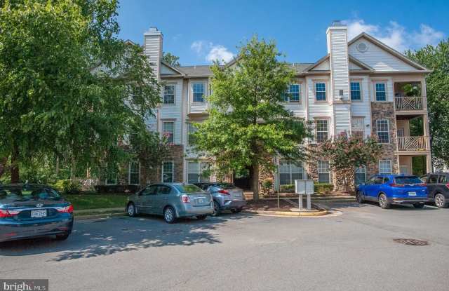 5958 FOUNDERS HILL DR #101B