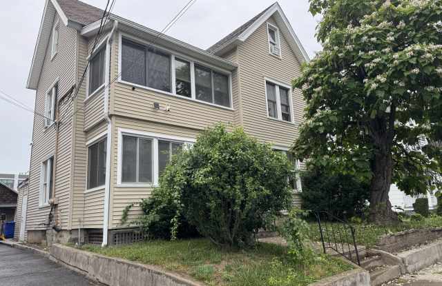 11 Betts Place
