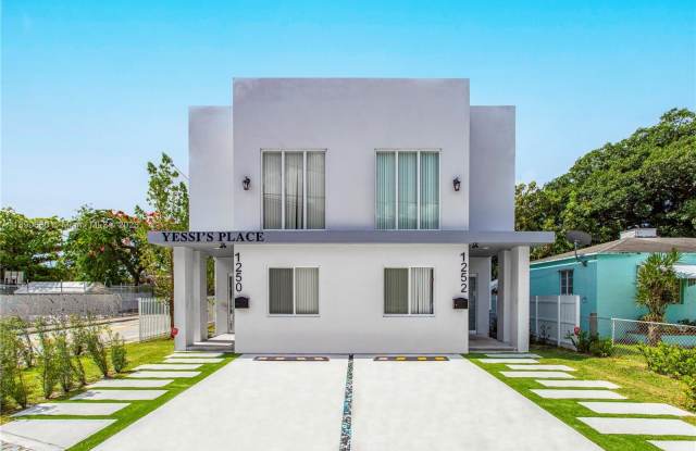 1252 NW 39th St