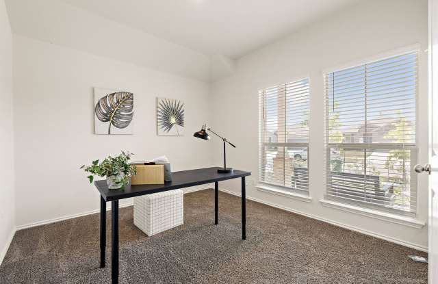 Wonderful 4-Bedroom Home In Taylor For Lease