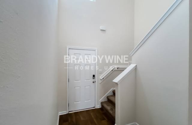 5649 Falcon Street West