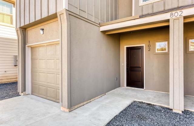 Brand New 3/2.5 Townhome Minutes to Ft Sam and BAMC