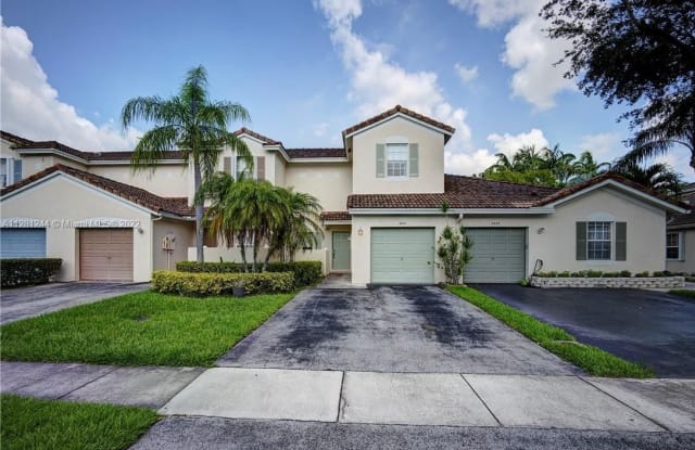 4841 SW 32nd Ter - 4841 Southwest 32nd Terrace, Dania Beach, FL 33312