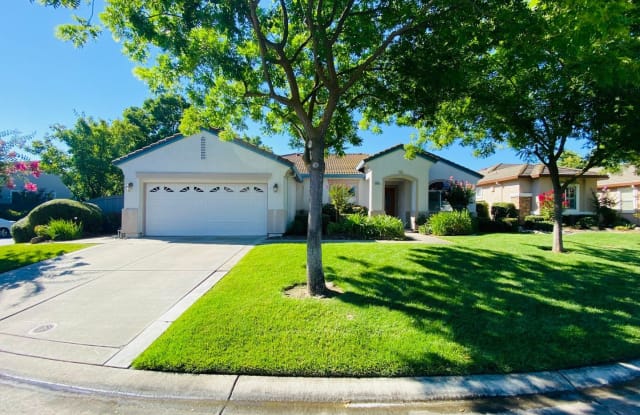 2428 Emerald Lake Ln - 2428 Emerald Lake Lane, Elk Grove, CA 95758