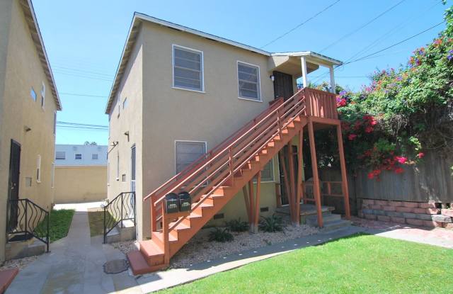 Photo of Bright  Private Top-Floor 2BR in Alamitos Beach