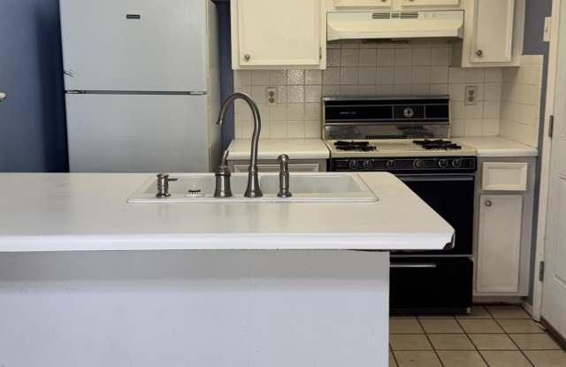 10613 Springwood unit: C