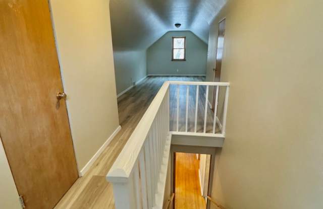 4 bedroom 1 bath home close to VCSU