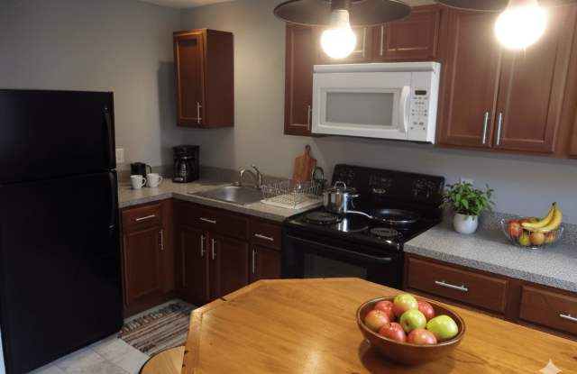 Photo of Apartments at 400 Elmwood