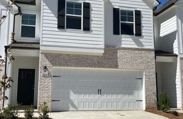 Photo of Charming 3BR/2.5BA Townhome in Opelika
