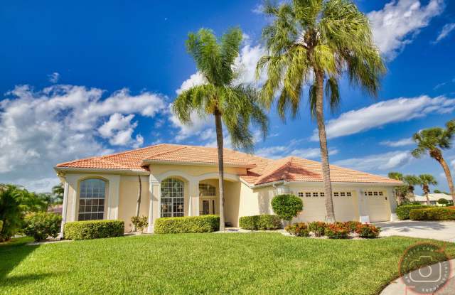 Seasonal Short-Term Pool Home Available 3-Bedroom 2-Bathroom in Pelican Pointe Golf and Country Club! photos photos