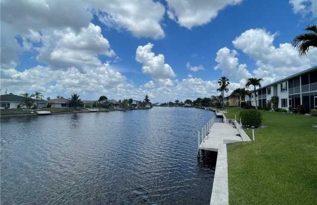 Photo of 4034 SE 12th Avenue unit: 104