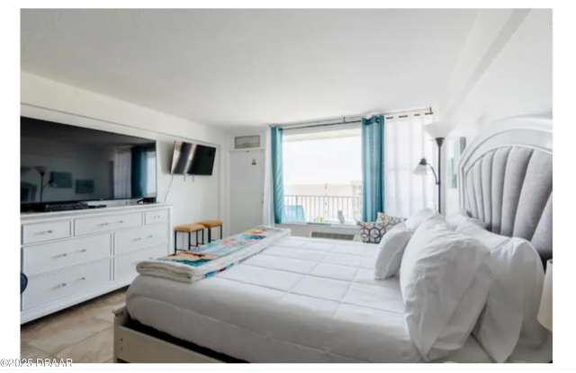 800 N Atlantic Avenue unit: 613