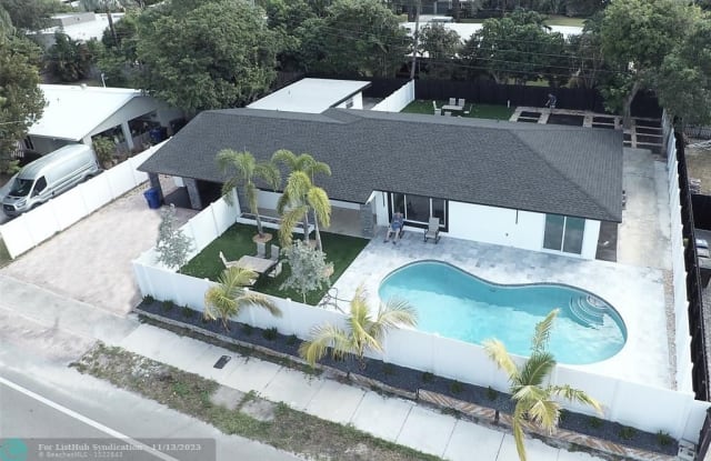 2716 Middle River Dr - 2716 Middle River Drive, Fort Lauderdale, FL 33306