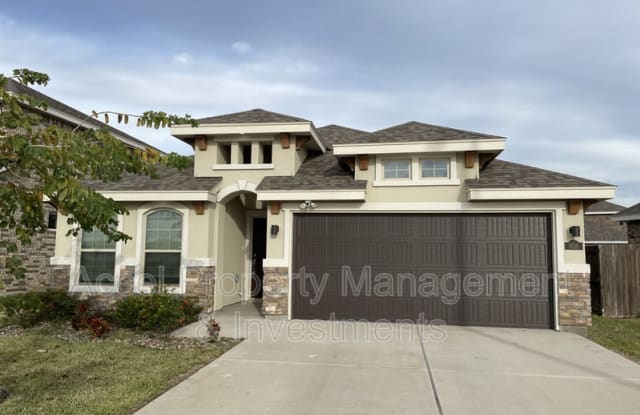 608 S Templo Dorado
