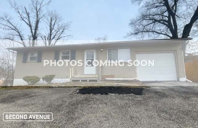 9234 Pippin Rd - 9234 Pippin Road, Northbrook, OH 45231