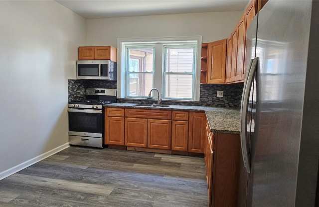 242 N Terrace Avenue