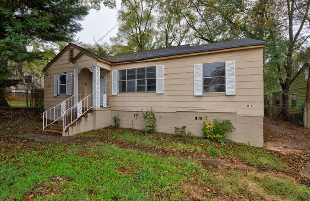 2316 31st St SW - 2316 31st Street Southwest, Birmingham, AL 35221