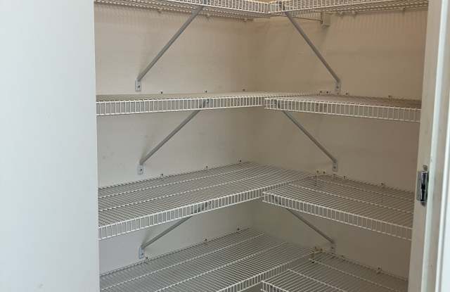 95-2052 Puukaa Street