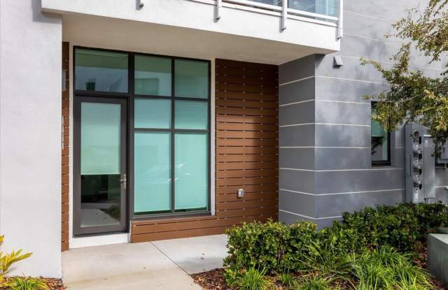 1776 MONDRIAN CIRCLE