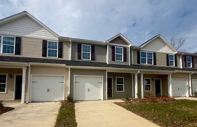 Two bedroom, 2.5 bath townhome in Ridge Creek, Whitsett