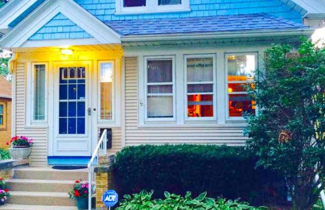 5120 North Elkhart Avenue