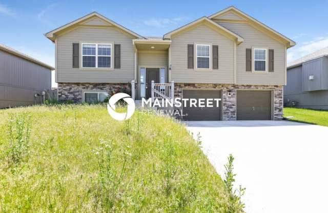 Photo of 1405 Northwest High View Drive