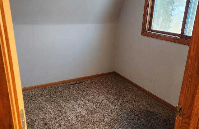 Photo of 3311 North Sheridan Avenue