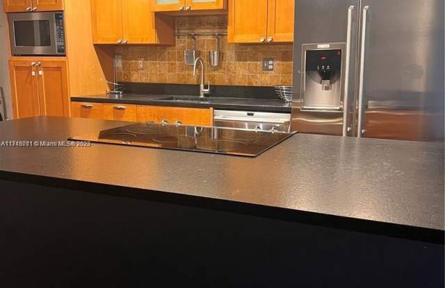 7630 SW 103rd Place 7630, Miami, FL 33173