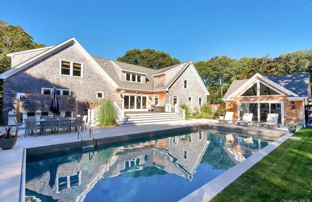 Photo of 550 Krause Road