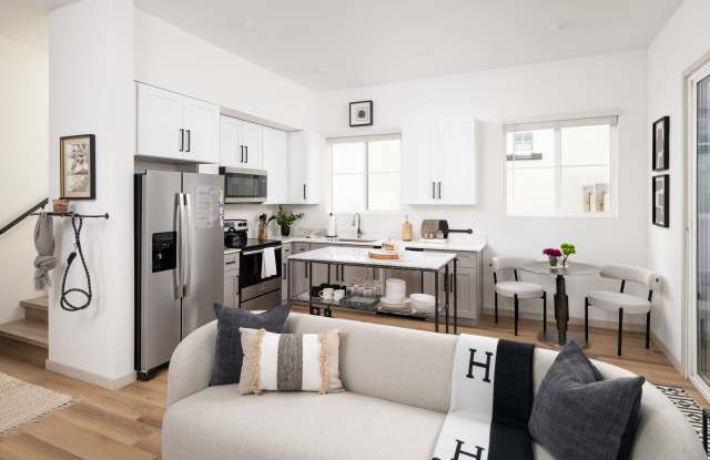 Photo of Bungalows on Henness