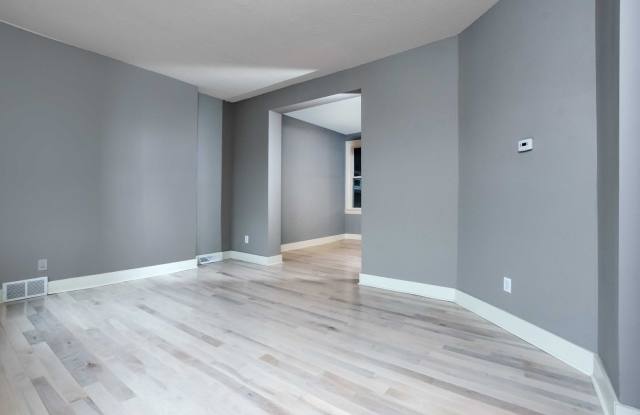 4 bedroom in South Side