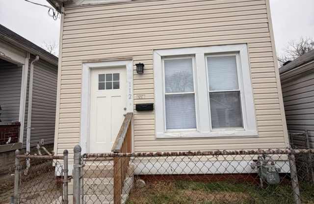 Photo of Beautifully renovated 2 br house!