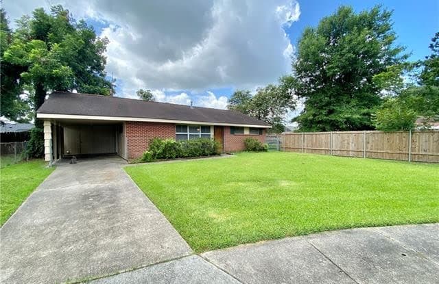 7030 JOSEPH Place - 7030 Joseph Place, Harahan, LA 70123