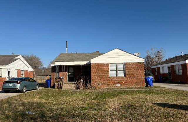 2 BED 1 BATH DUPLEX FOR LEASE