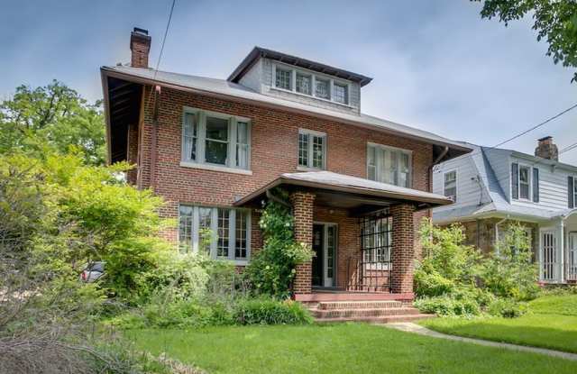 1509 Gallatin Street NW