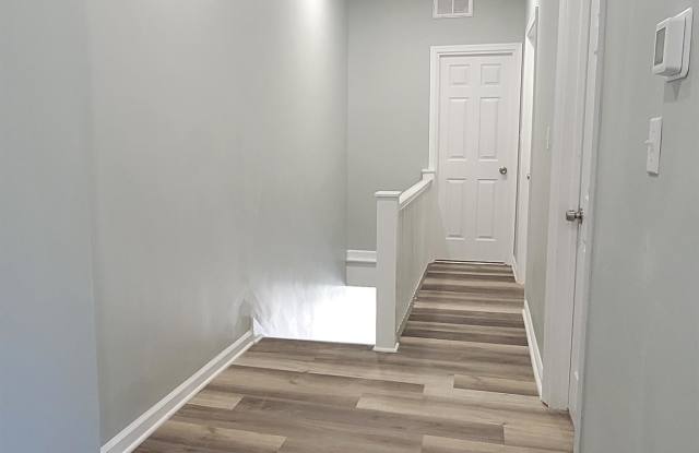 802 North Division Street- B