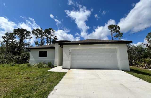 1002 Genoa Avenue S - 1002 Genoa Avenue South, Lehigh Acres, FL 33974