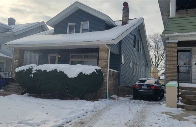 3334 W 129th Street unit: Up