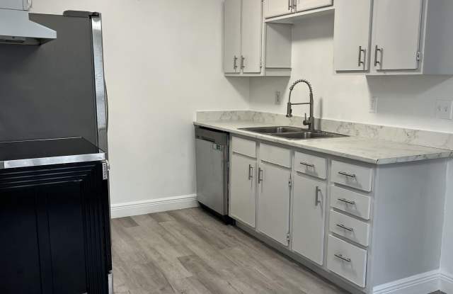 512 Stallings Avenue