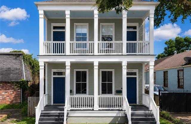 2322 CHIPPEWA Street