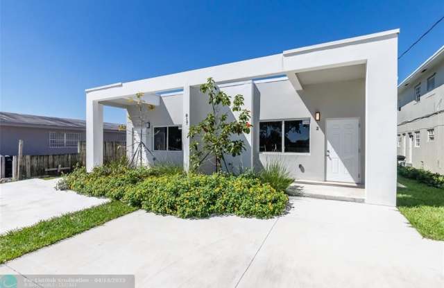 Photo of 817 NW 7th Ave