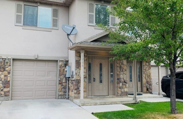 1066 E 1550 S - 1066 E 1550 S, Ogden, UT 84404