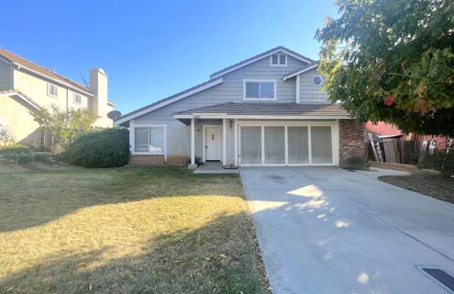 Photo of Two-Story 3-Bedroom Yucaipa Home!